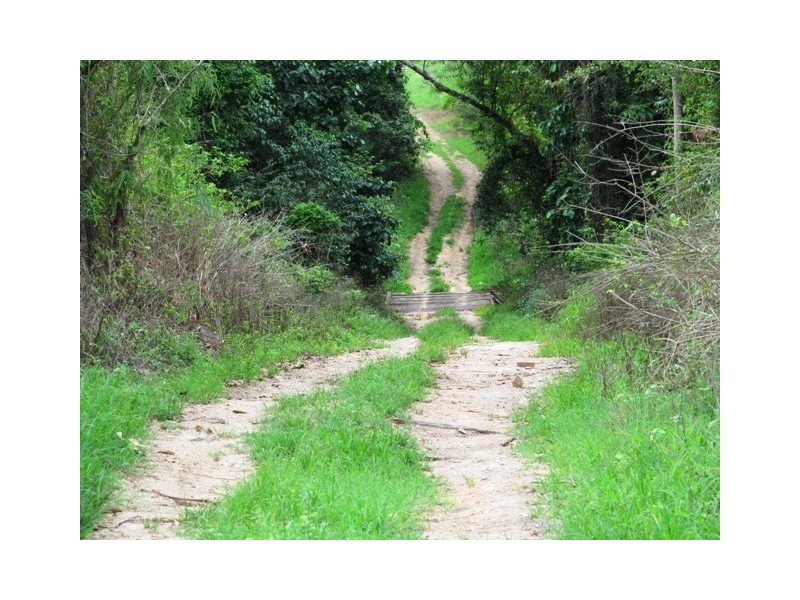 Lot 163 Raes Road, Abergowrie QLD 4850