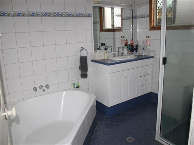 18 Moretti Street, Ingham QLD 4850