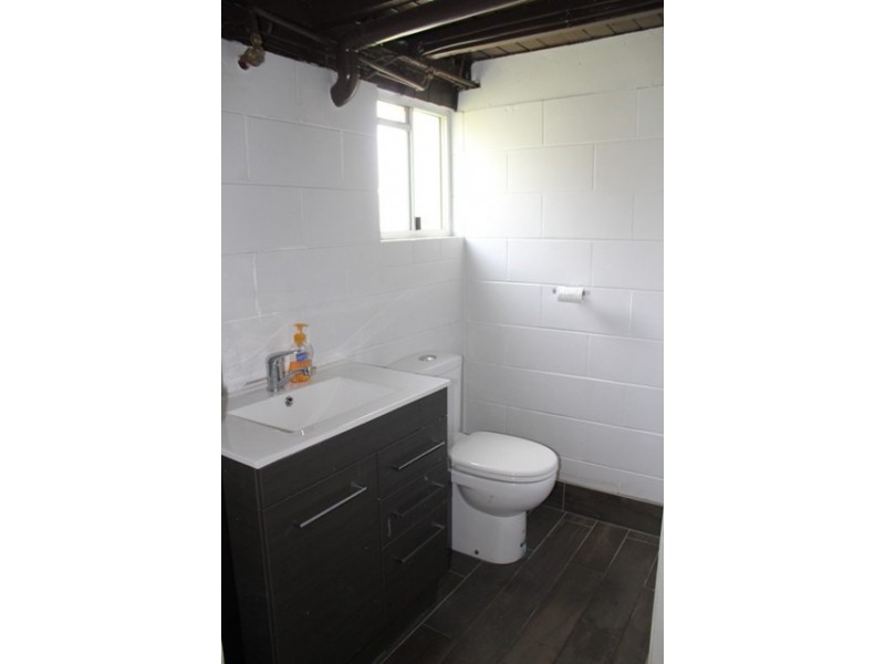 1 Palm Avenue, Ingham QLD 4850