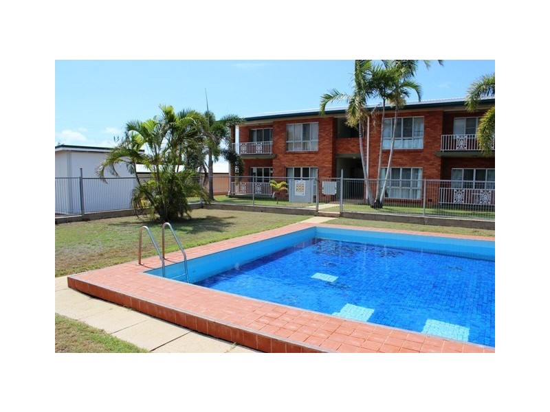 1/136 Patterson Parade, Lucinda QLD 4850