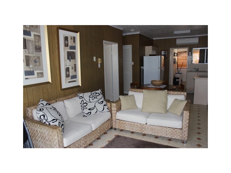 1/136 Patterson Parade, Lucinda QLD 4850