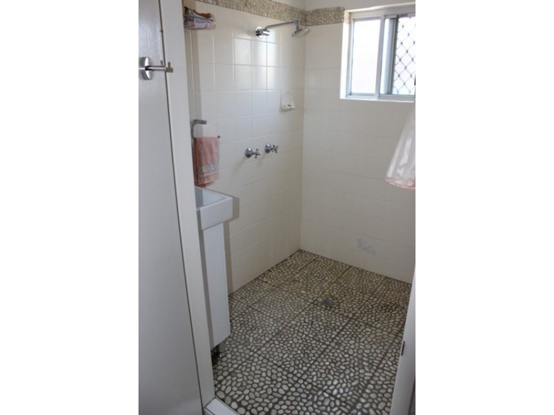 1/136 Patterson Parade, Lucinda QLD 4850