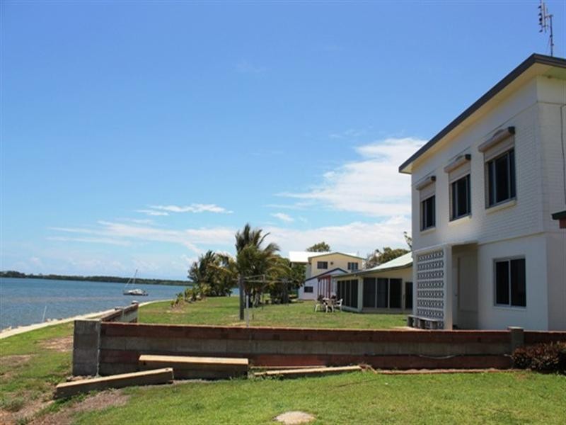 12 John Dory Street, Taylors Beach QLD 4850