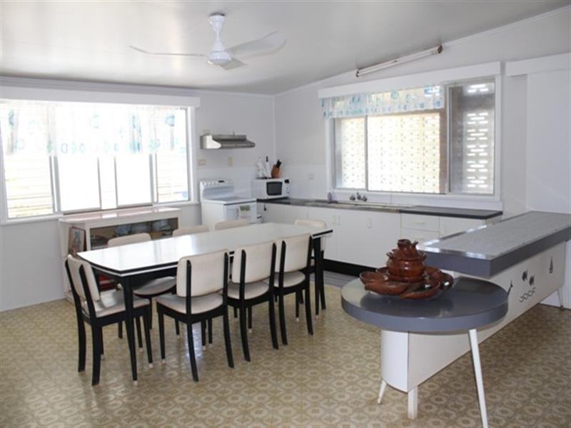 12 John Dory Street, Taylors Beach QLD 4850