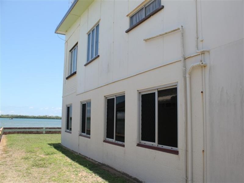 12 John Dory Street, Taylors Beach QLD 4850