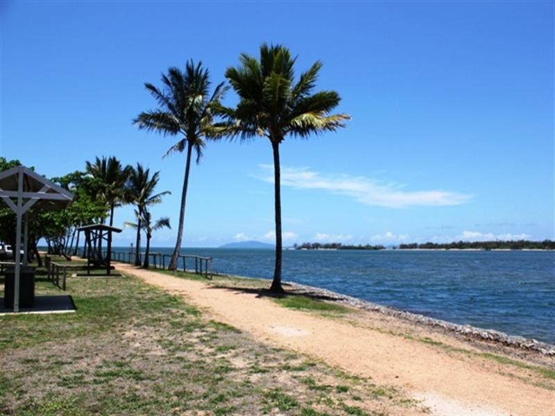 12 John Dory Street, Taylors Beach QLD 4850