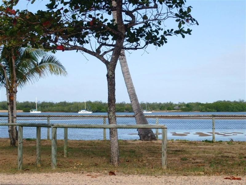 12 John Dory Street, Taylors Beach QLD 4850