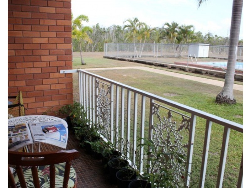 2/136 Patterson Parade, Lucinda QLD 4850