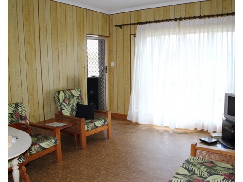 2/136 Patterson Parade, Lucinda QLD 4850