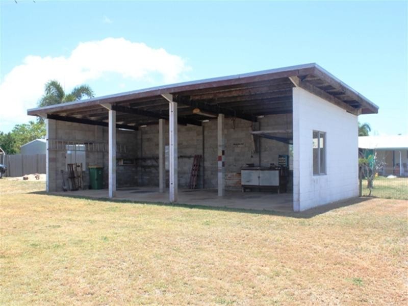 16 Ferrero Street, Lucinda QLD 4850