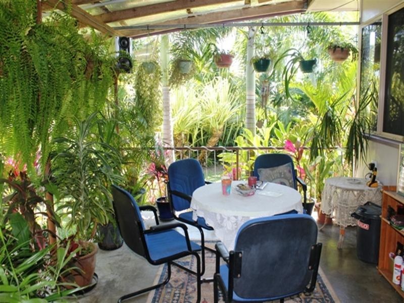 7 Shaws Avenue, Halifax QLD 4850