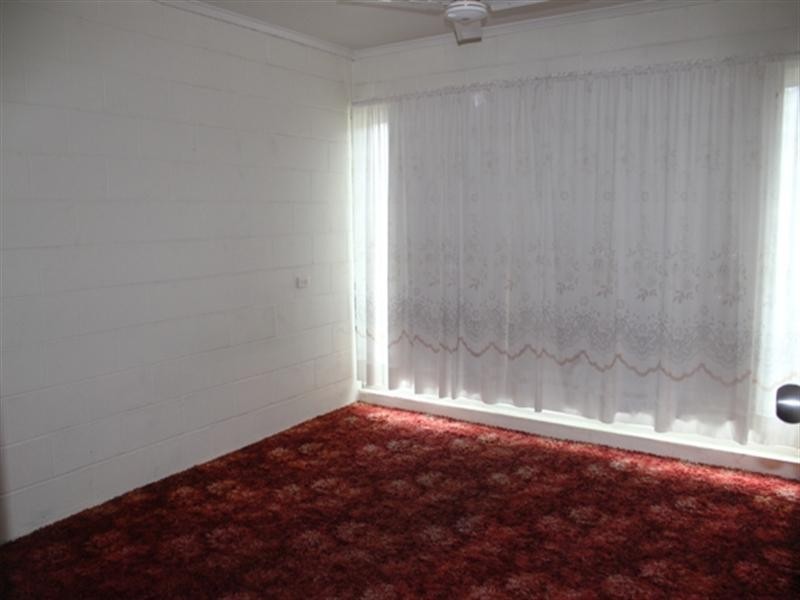 2/9 Atkinson Street, Ingham QLD 4850