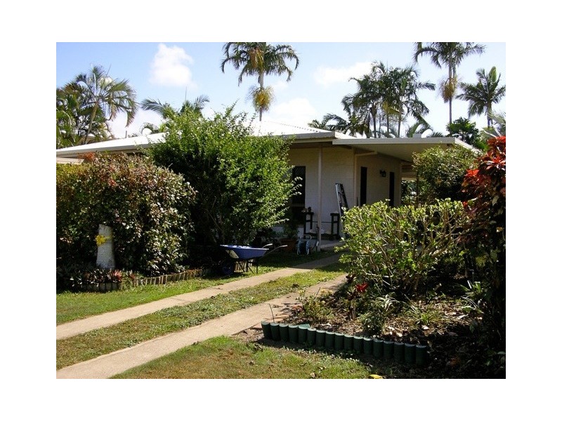 3 Whiting Street, Taylors Beach QLD 4850