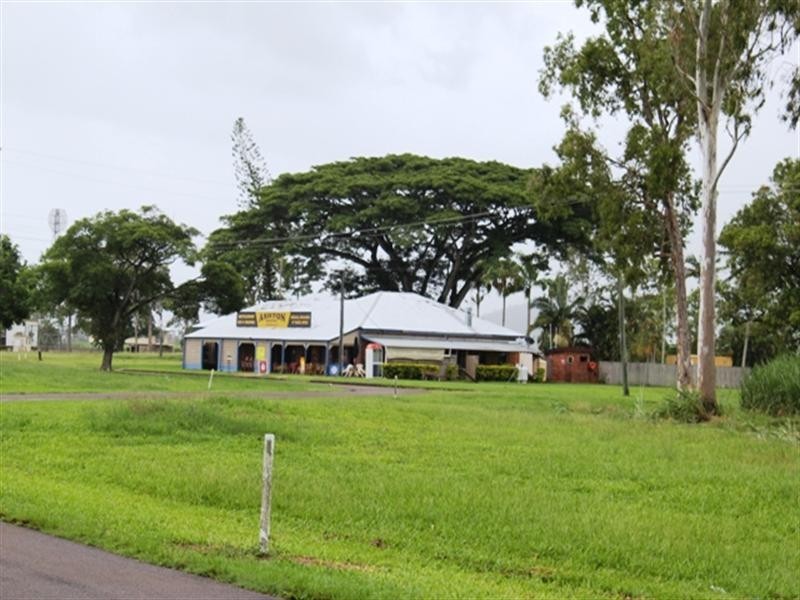 Long Pocket QLD 4850