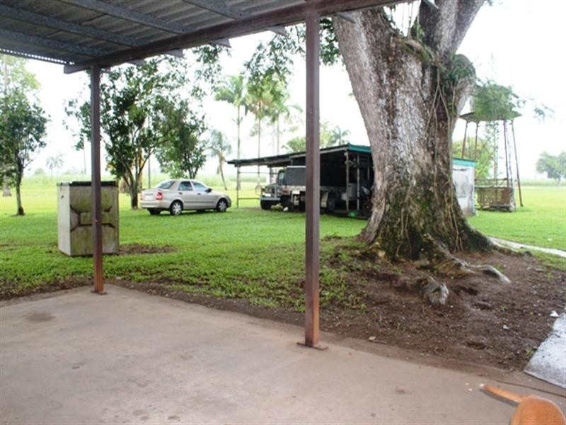 Long Pocket QLD 4850