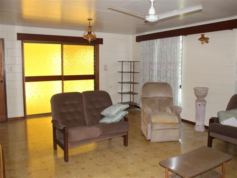 11 Stallan Street, Ingham QLD 4850