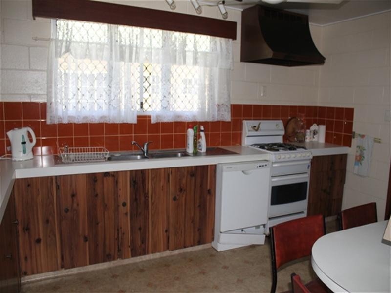 11 Stallan Street, Ingham QLD 4850