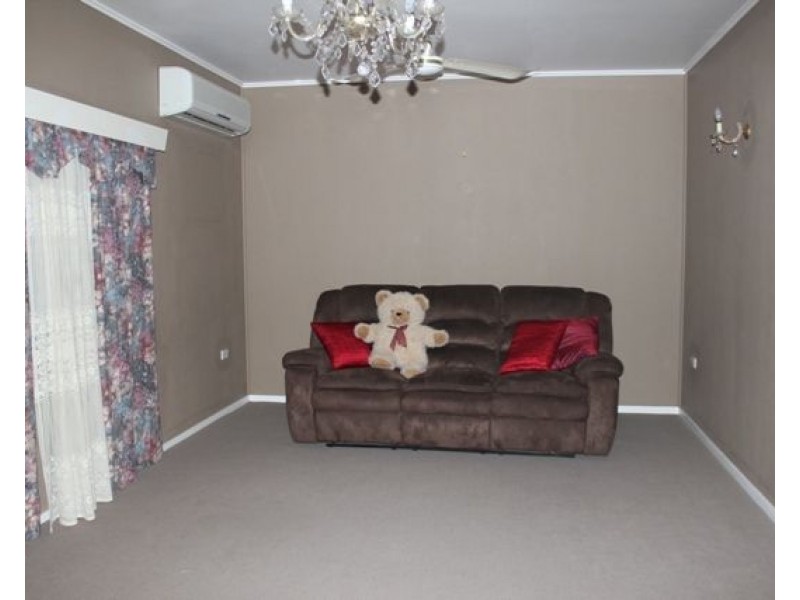 17 Macdonald Street, Ingham QLD 4850