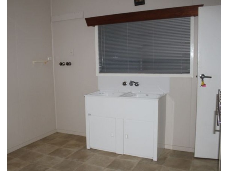 17 Macdonald Street, Ingham QLD 4850