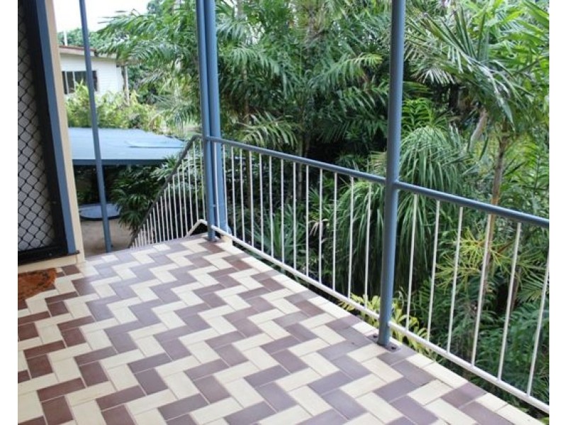 17 Macdonald Street, Ingham QLD 4850