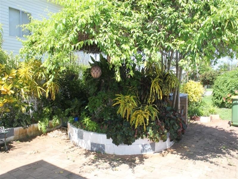 37 Allamanda Avenue, Forrest Beach QLD 4850