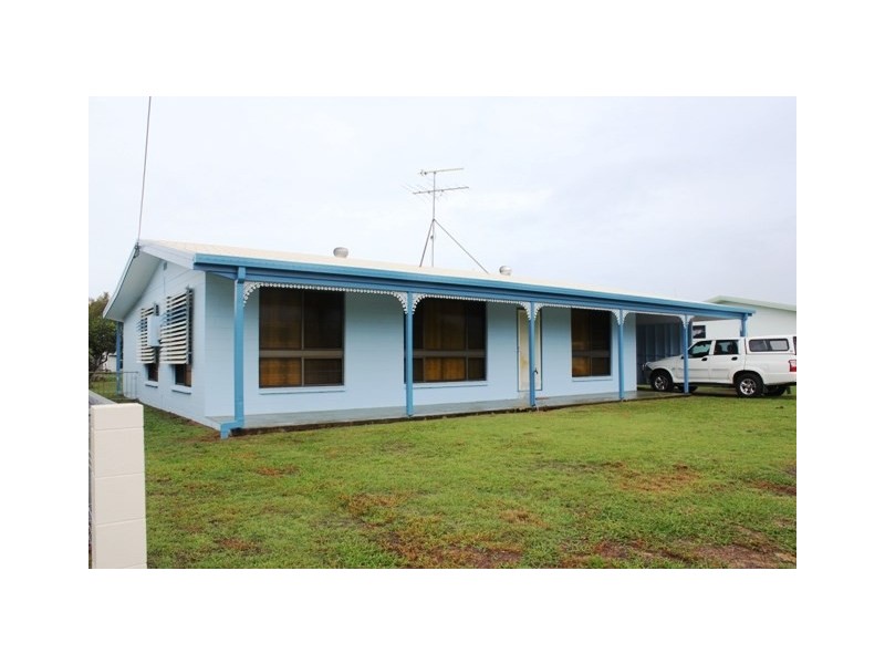 9 Carr Crescent, Lucinda QLD 4850