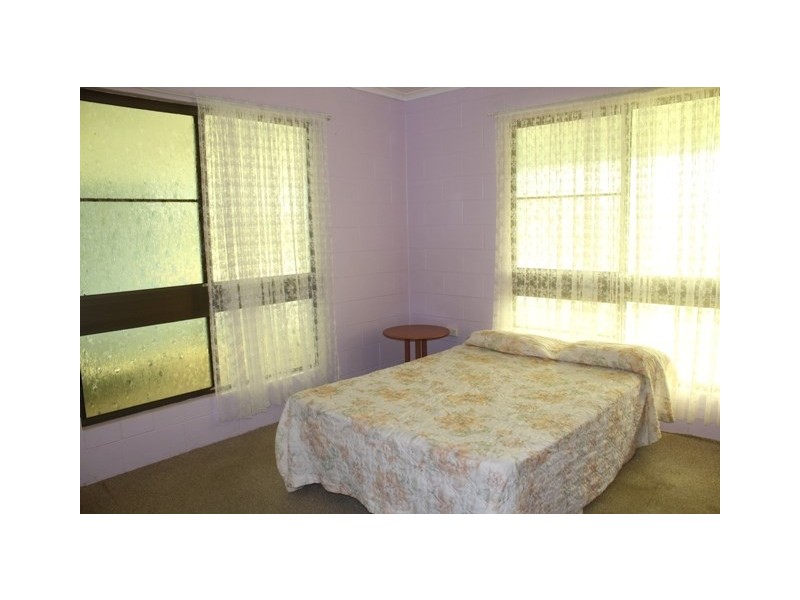 9 Carr Crescent, Lucinda QLD 4850