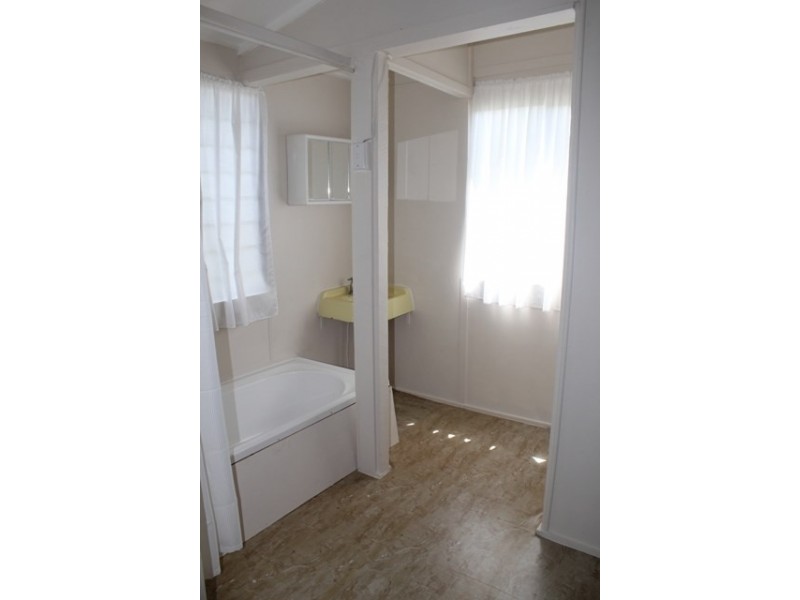 44 Macrossan Street, Halifax QLD 4850