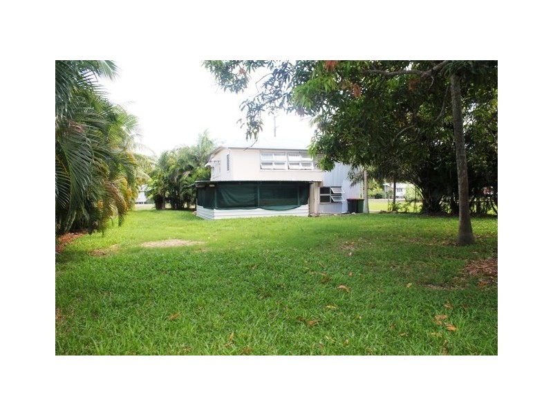 44 Macrossan Street, Halifax QLD 4850