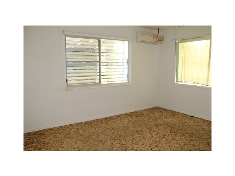 38 Marina Parade, Ingham QLD 4850