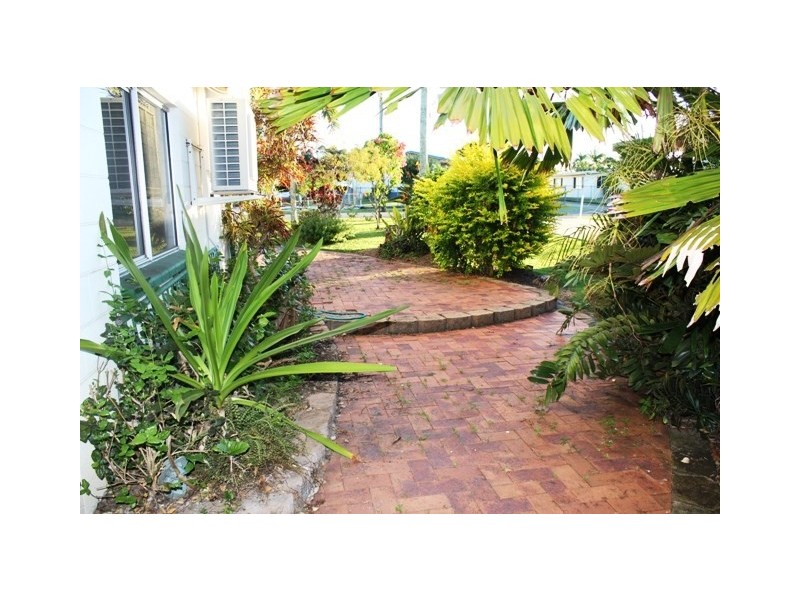 38 Marina Parade, Ingham QLD 4850