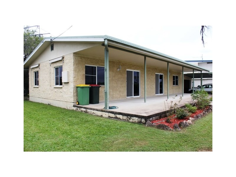 7 Acacia Road, Halifax QLD 4850