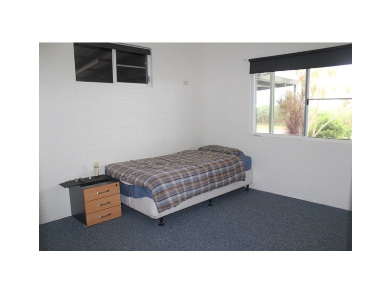 7 Acacia Road, Halifax QLD 4850