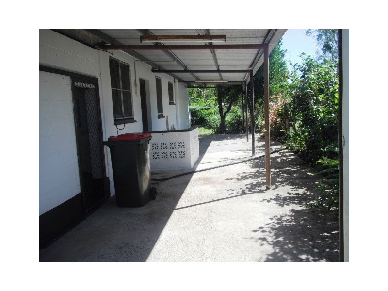 12 Dolphin Cresent, Taylors Beach QLD 4850