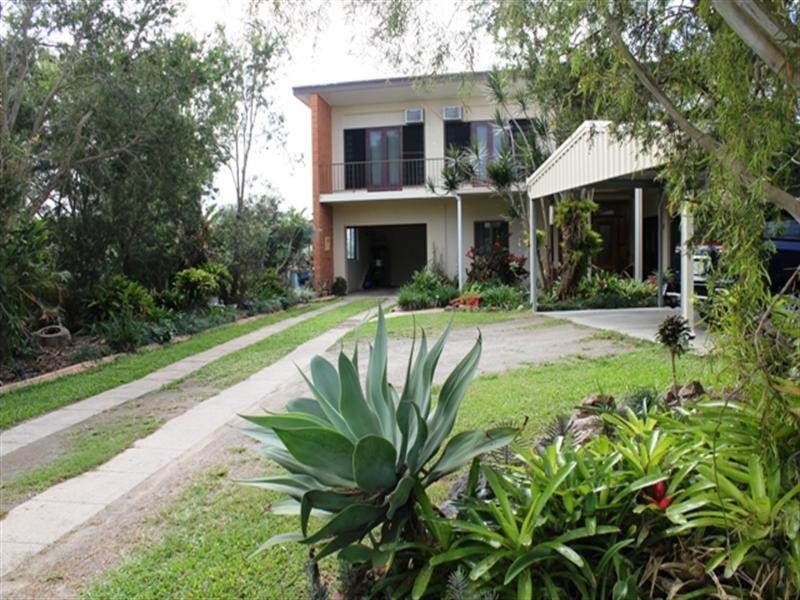 48 Marina Parade, Ingham QLD 4850