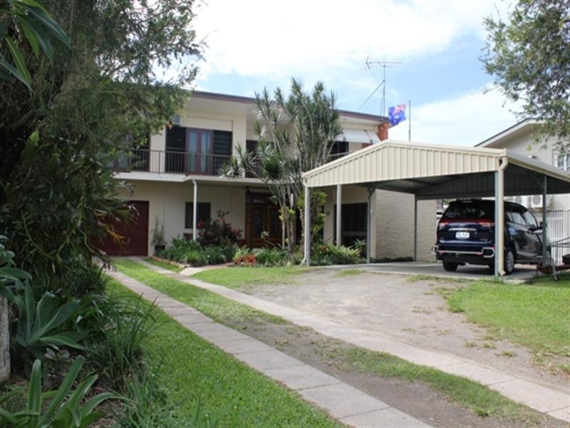 48 Marina Parade, Ingham QLD 4850