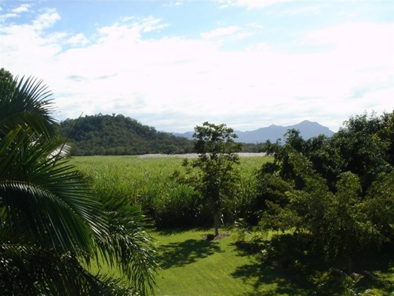 30 Fulton Drive, Bemerside QLD 4850