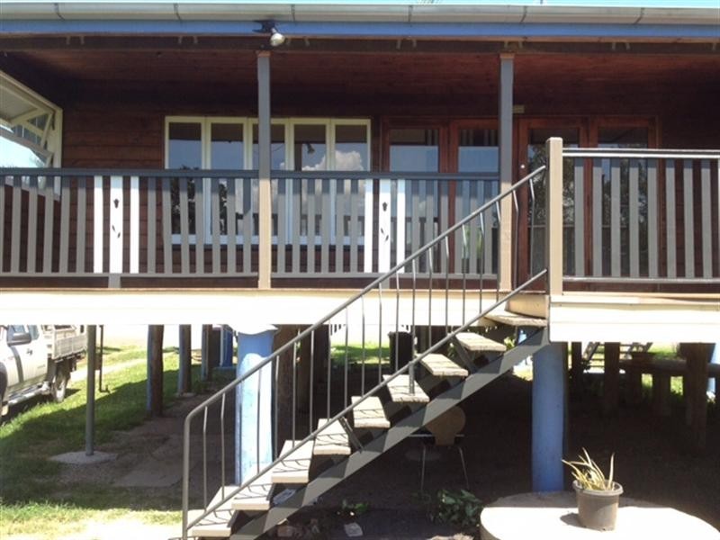 30 Fulton Drive, Bemerside QLD 4850