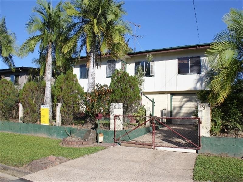 9 Yeldham, Ingham QLD 4850