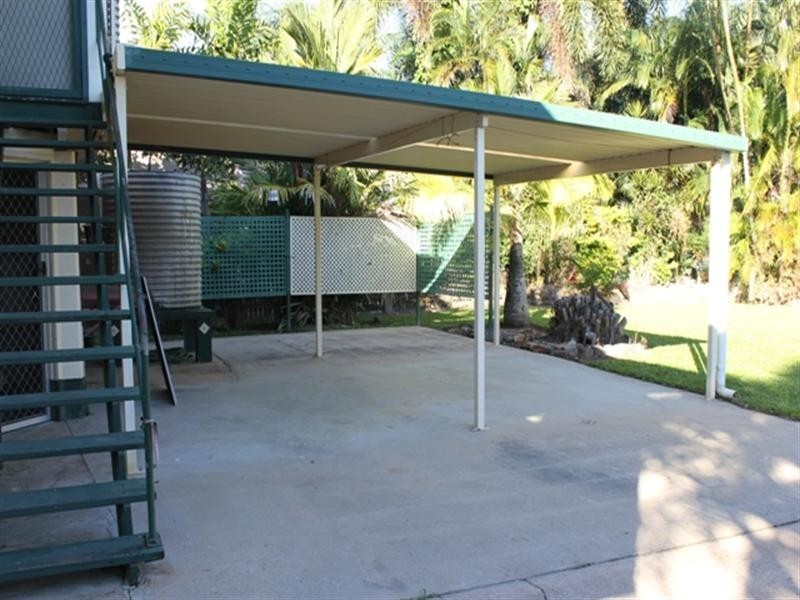 9 Yeldham, Ingham QLD 4850