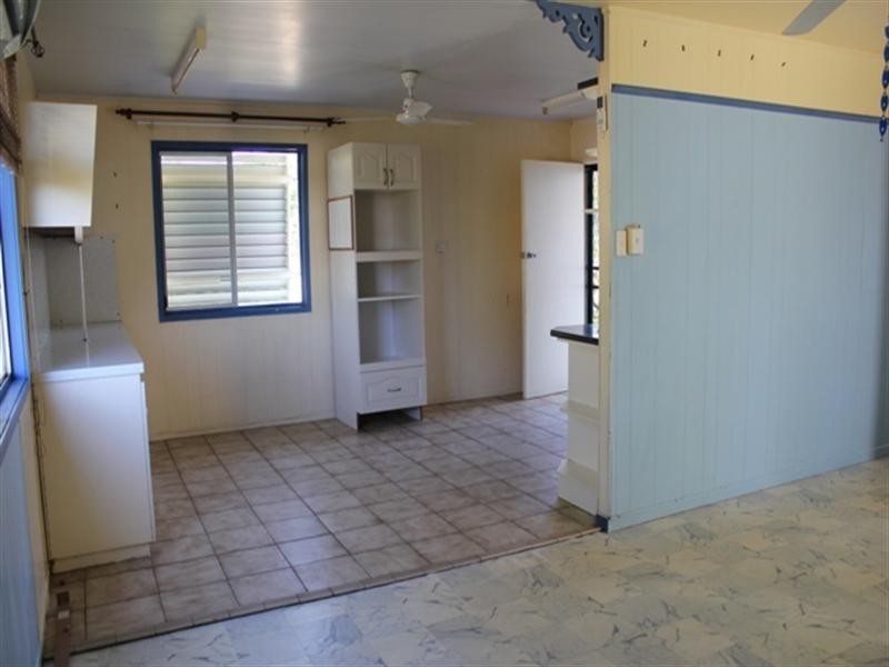 9 Yeldham, Ingham QLD 4850