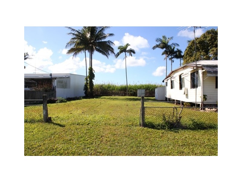 14 Scott Street, Halifax QLD 4850