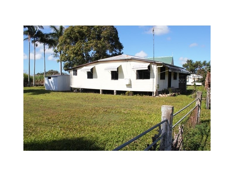 14 Scott Street, Halifax QLD 4850