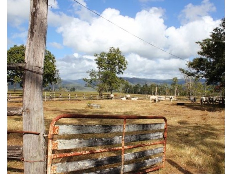 530 Pappins Road, Helens Hill QLD 4850