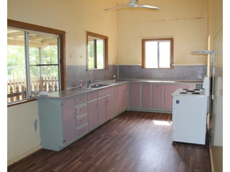 530 Pappins Road, Helens Hill QLD 4850