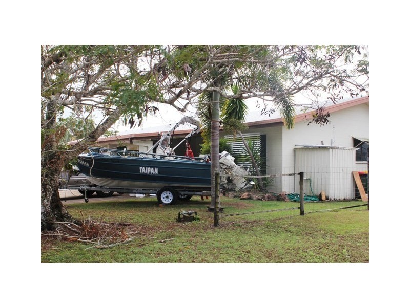 4/6 Ferrero Street, Lucinda QLD 4850