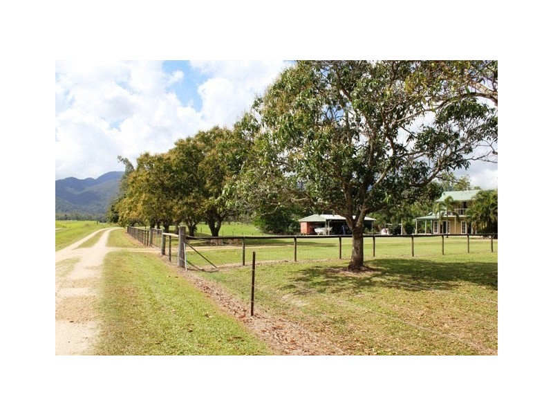 2350 Hawkins Creek Road, Dalrymple Creek QLD 4850