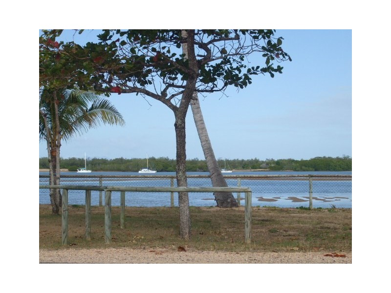 Taylors Beach QLD 4850