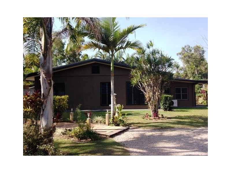 14 Roma Street, Cardwell QLD 4849
