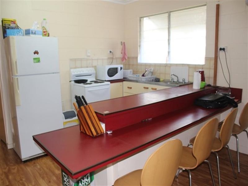 4/6 Ferrero Street, Lucinda QLD 4850